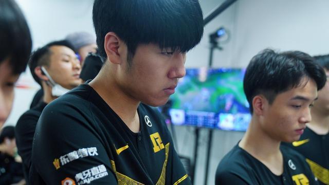 赛场守护者 赛场守护者