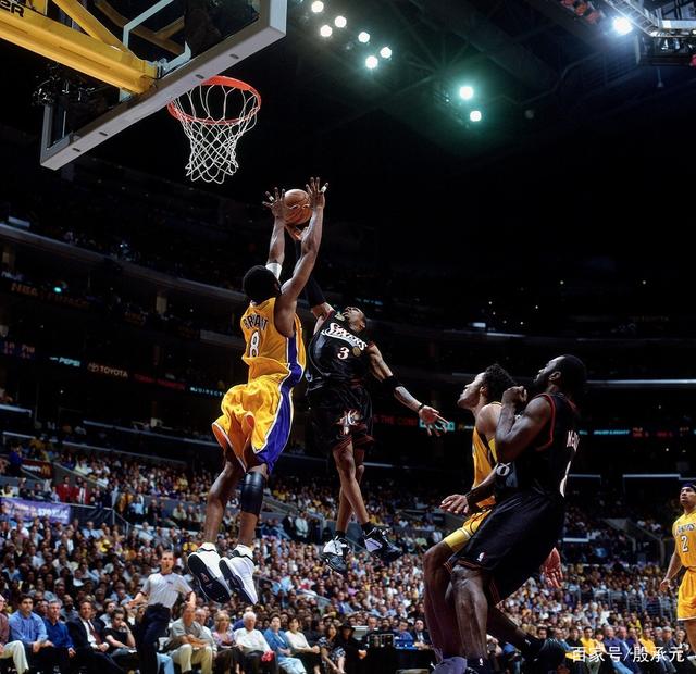 个联赛的首 个联赛的首