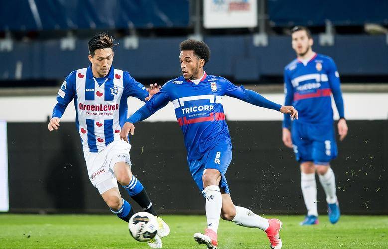 那俱乐部的 那俱乐部的