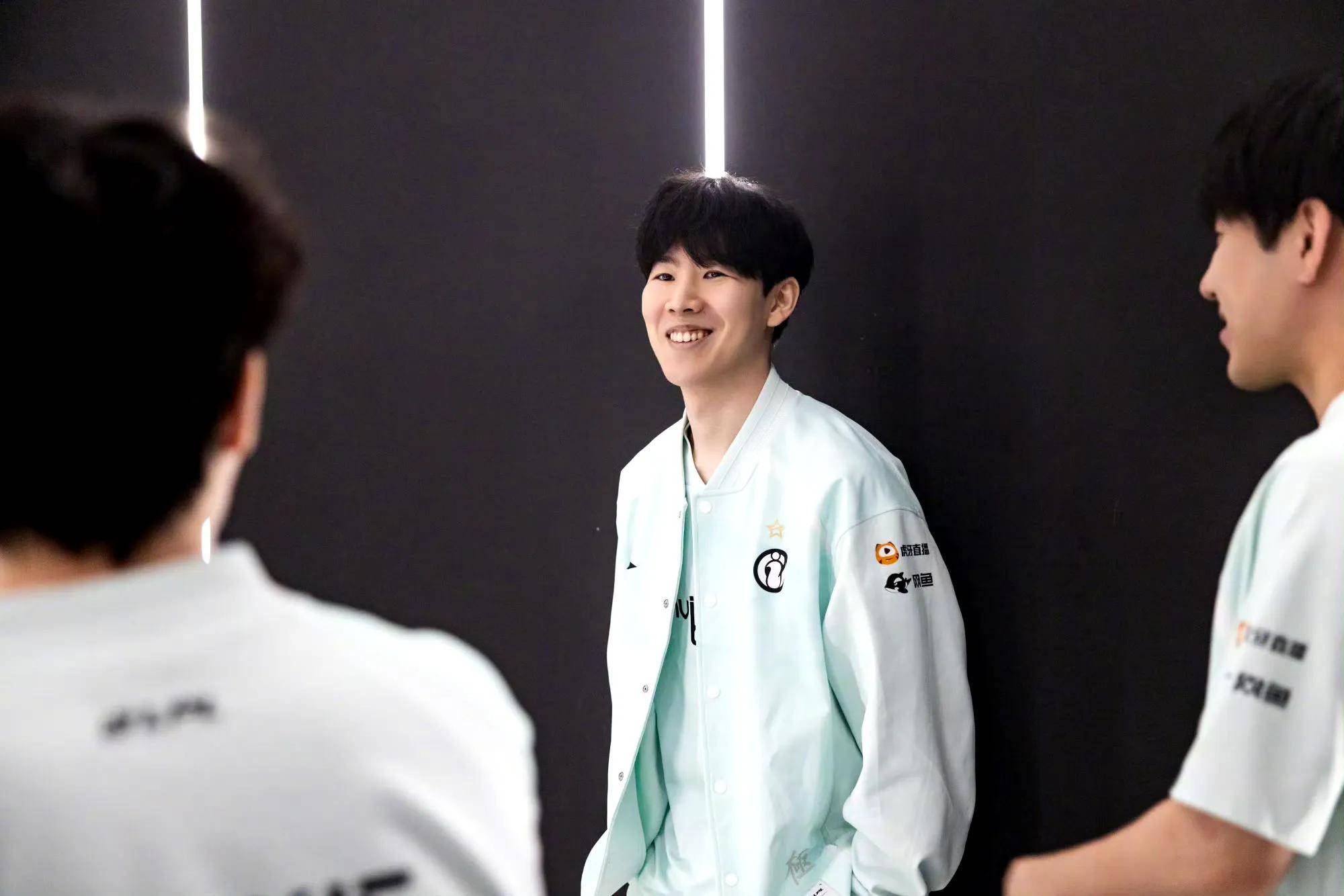 任何细节的 任何细节的