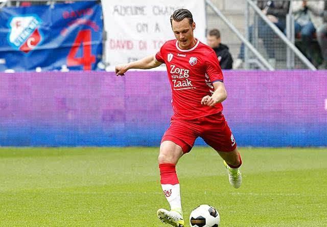 断然表态 断然表态