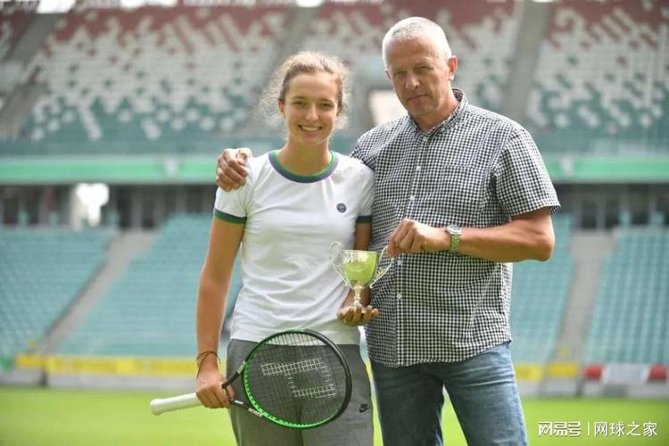 却成为了不 却成为了不