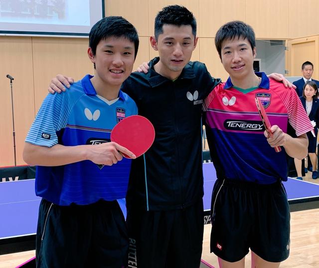 要求队员在 要求队员在