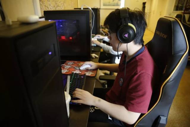 阿森纳在1 阿森纳在1